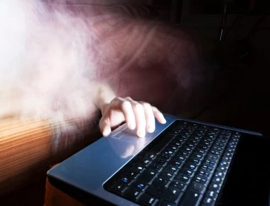 Ξαφνικά το FBI θυμήθηκε ότι η Κίνα είναι μεγαλύτερη απειλή για τις ΗΠΑ από ότι η Ρωσία